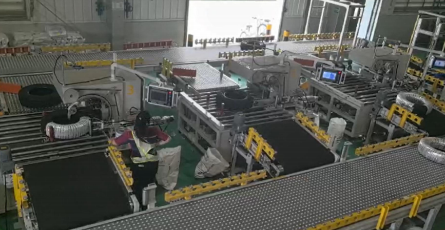 Rongxing Machinery��Fully automatic wrapping machine2026.01.25